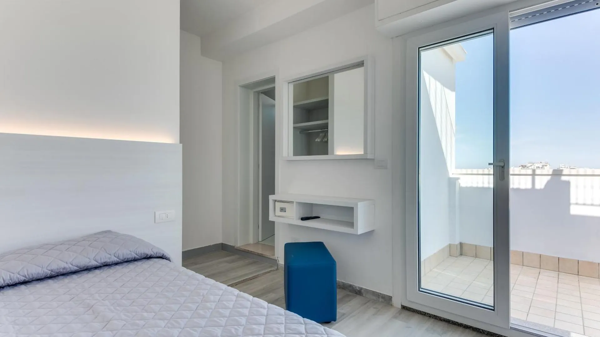 Marittimo Riccione - Hotel Clipper Fronte Mare Italy