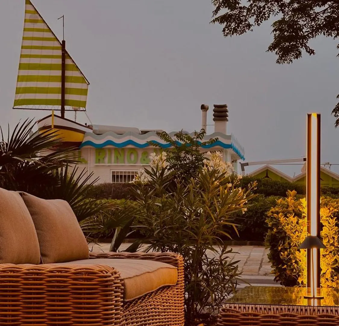 Marittimo Riccione - Hotel Clipper Fronte Mare