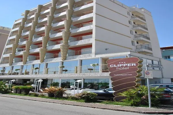 ***  Marittimo Riccione - Hotel Clipper Fronte Mare Italia