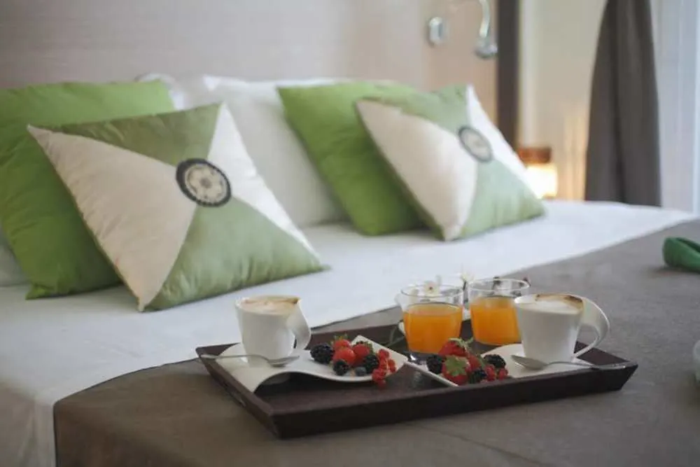 Marittimo Riccione - Hotel Clipper Fronte Mare Italia